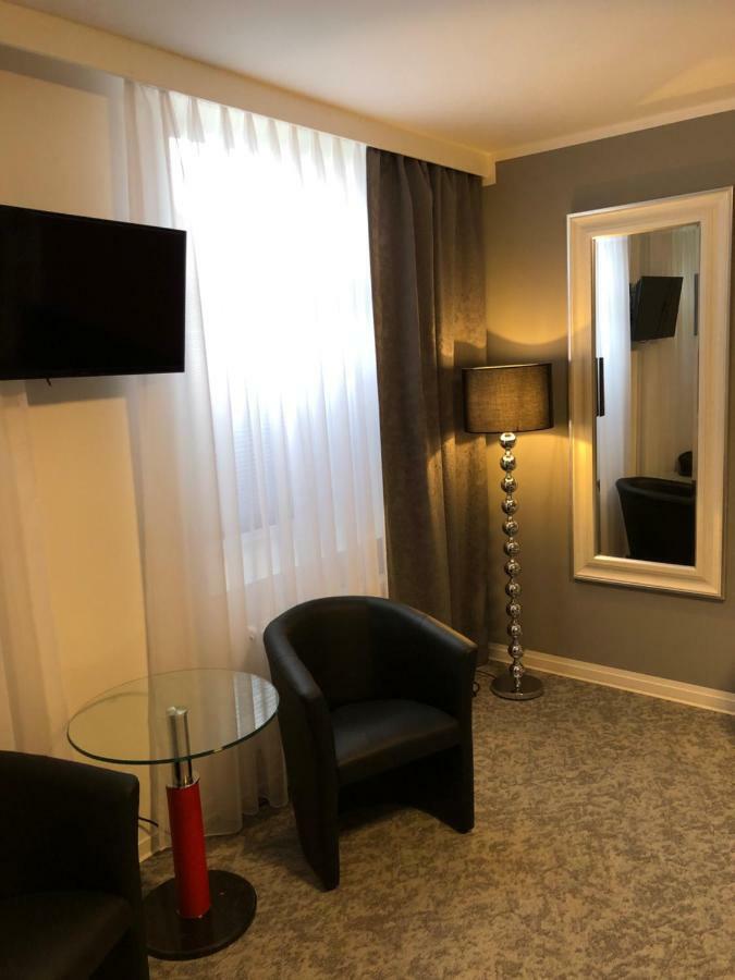 Haus Tannenhof Hotel Хановер Екстериор снимка