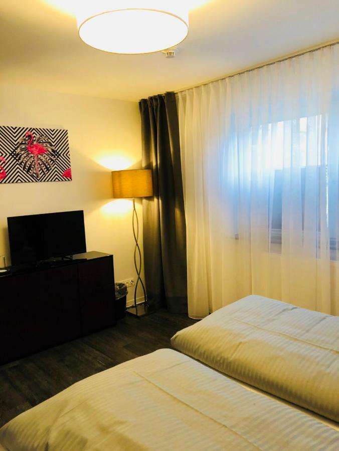 Haus Tannenhof Hotel Хановер Екстериор снимка